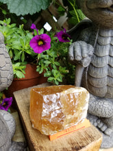 Honey Calcite