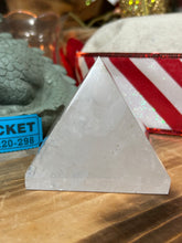 Quartz Pyramid