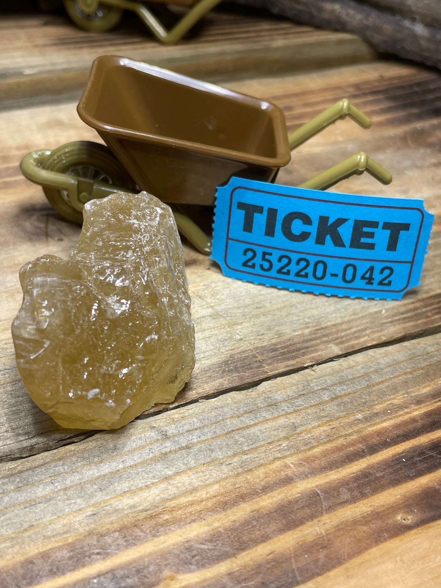 Honey Calcite – Dragon's Den Crystals & Stones