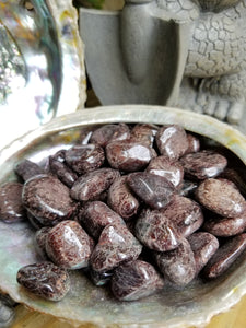 Garnet Tumbled Stone